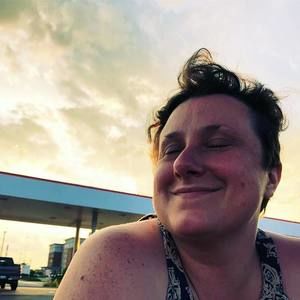 Meet your Posher, Vallery